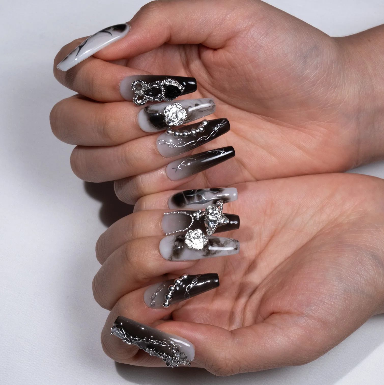 CYBER VALENTINE - Image 3