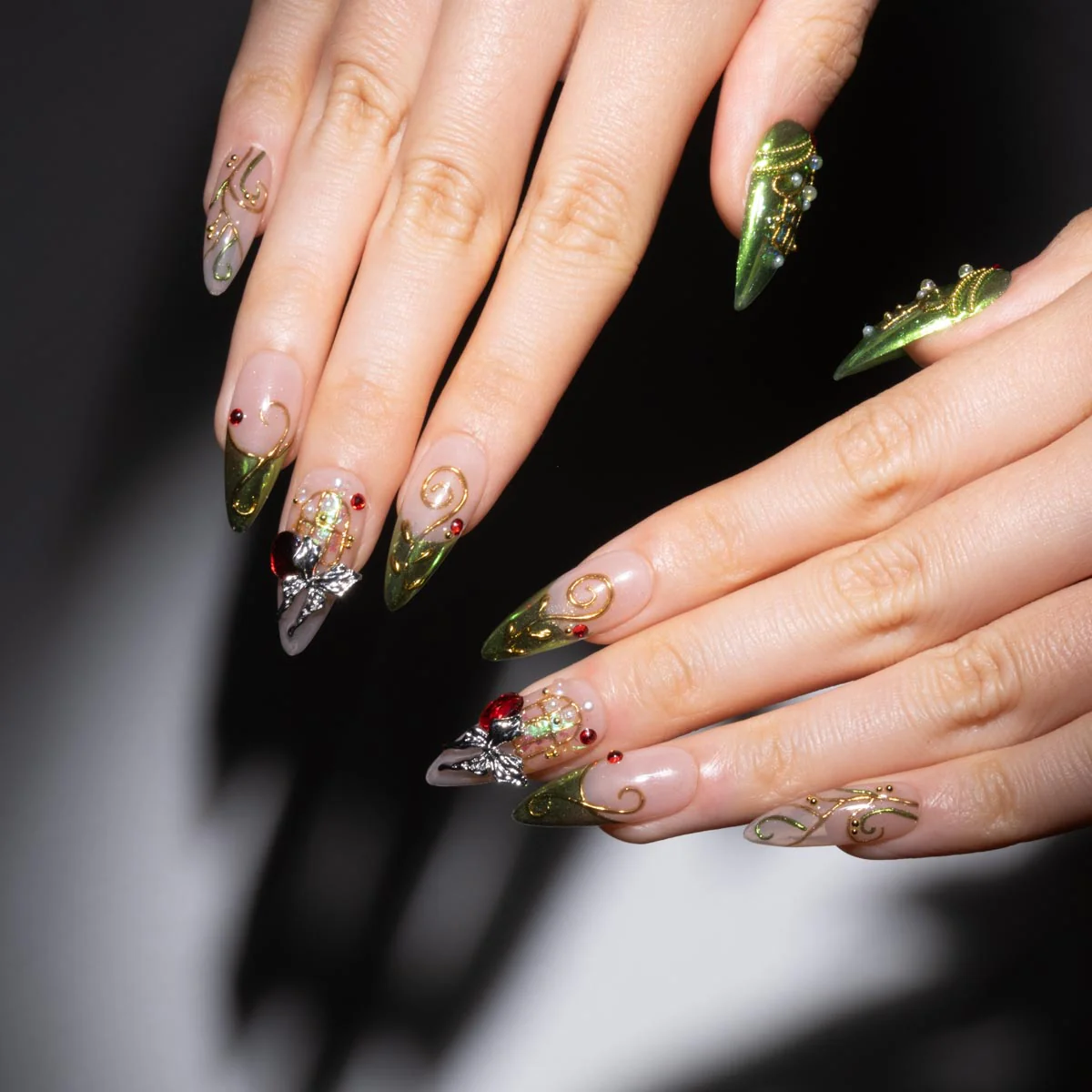 ELF & COBBLER - Image 3