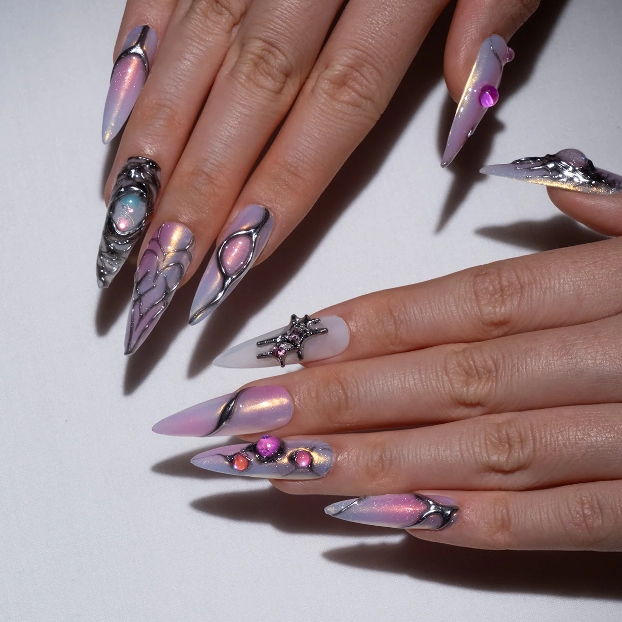 LOVE VIRUS - Image 3