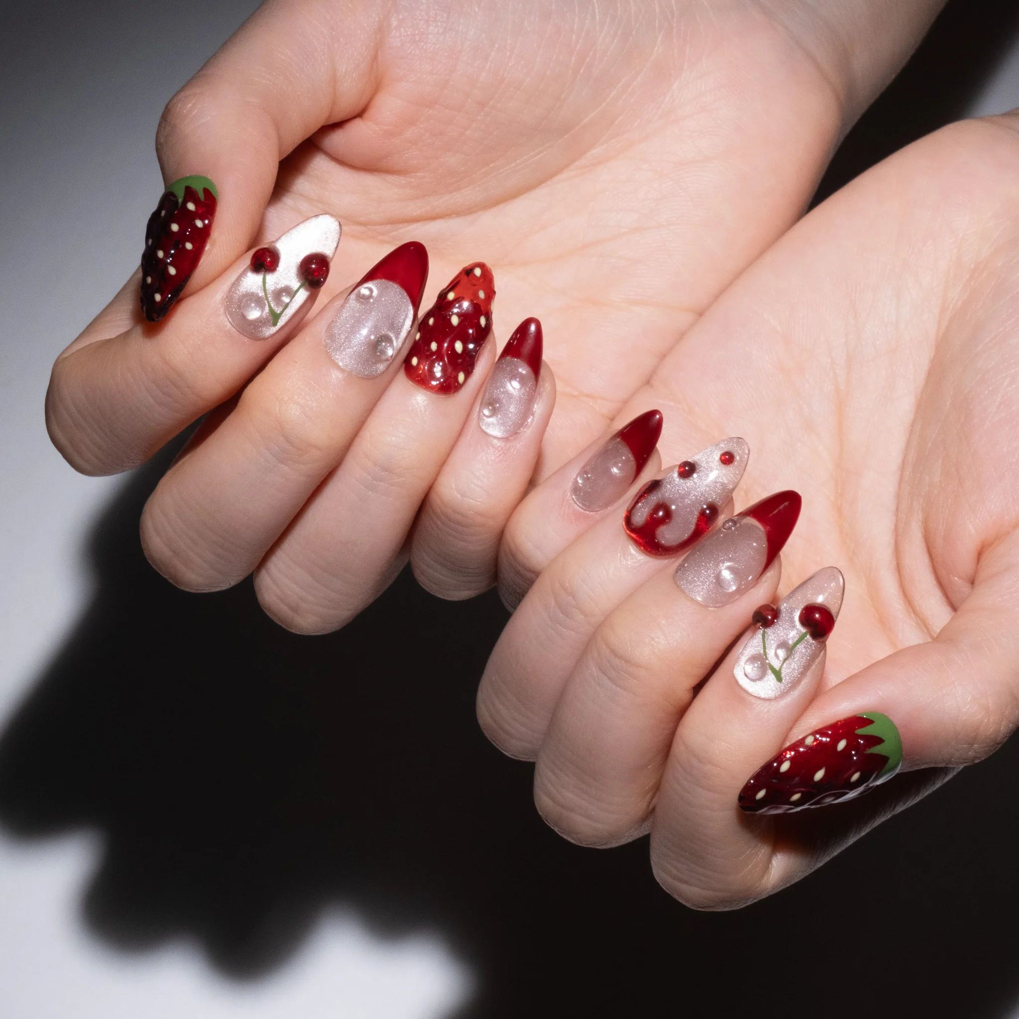 STRAWBERRY SANGRIA - Image 3