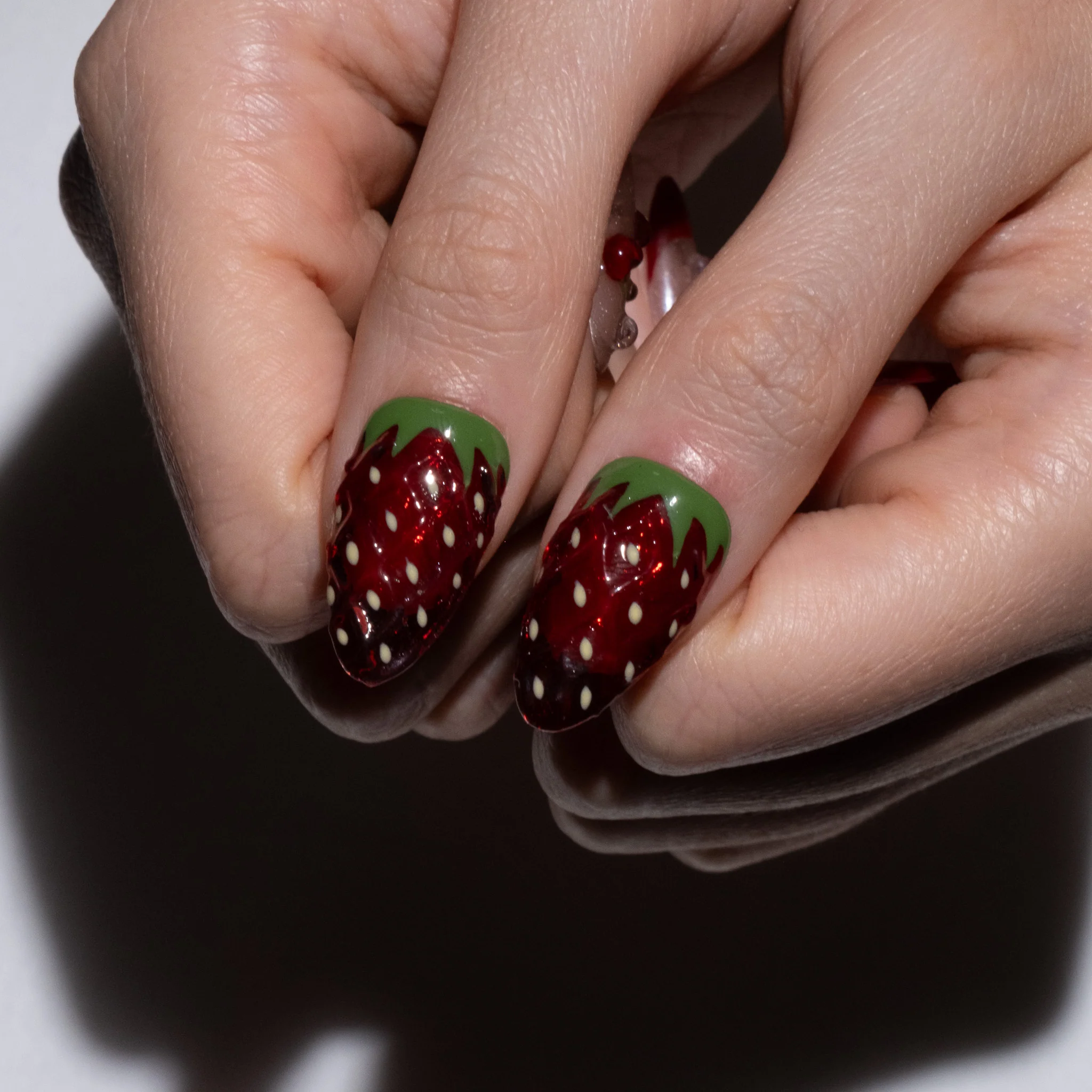 STRAWBERRY SANGRIA - Image 5